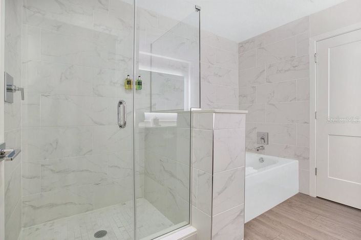 Image No.23-Propriété de 2 chambres à vendre à Winter Garden