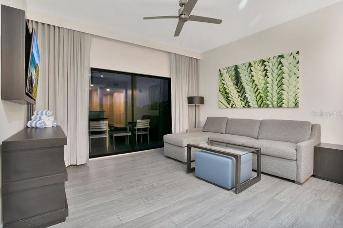 Image No.8-Propriété de 2 chambres à vendre à Winter Garden