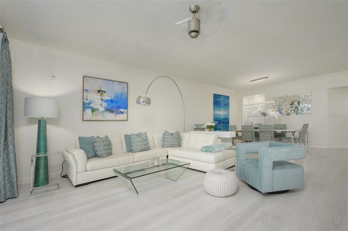 Image No.13-2 Bed Property for sale