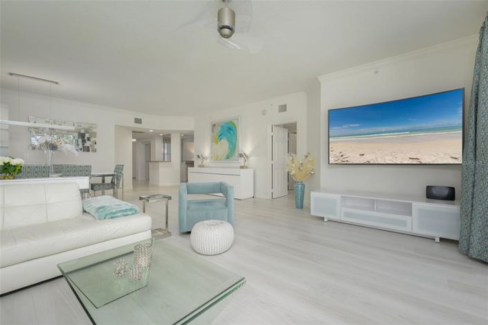 Image No.14-2 Bed Property for sale