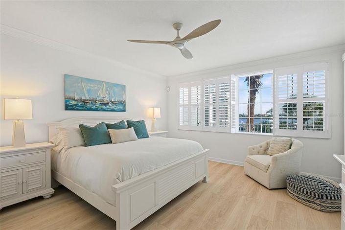 Image No.20-2 Bed Property for sale