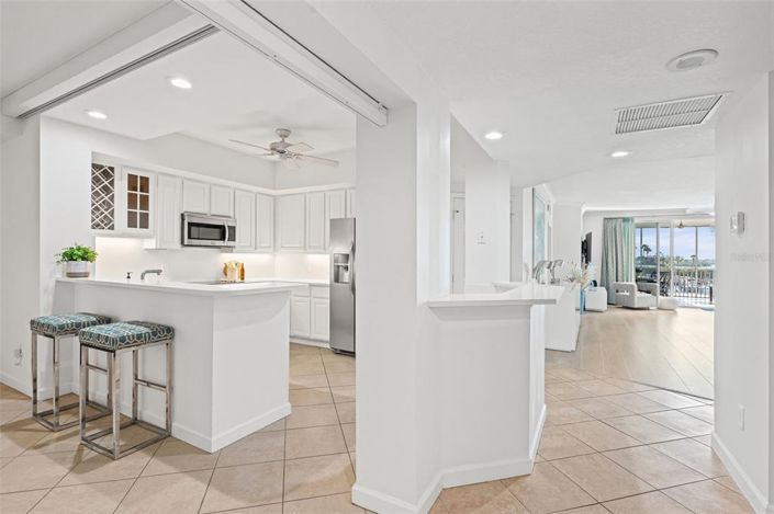 Image No.3-2 Bed Property for sale