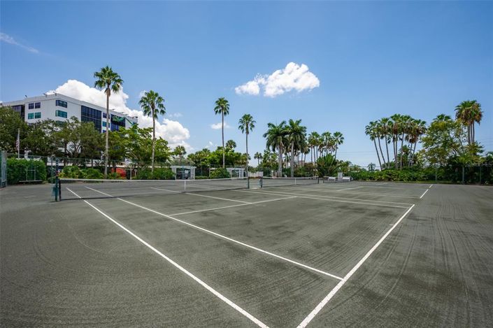 Image No.32-2 Bed Property for sale