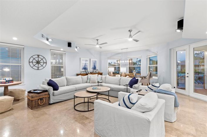 Image No.17-3 Bed Property for sale