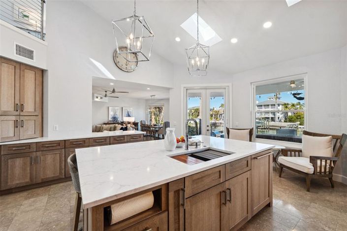 Image No.28-3 Bed Property for sale