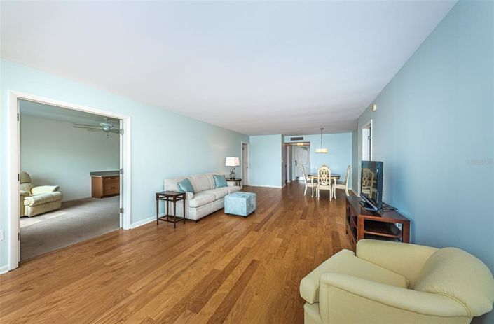 Image No.5-2 Bed Property for sale