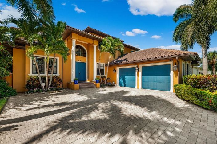 Image No.3-Propriété de 4 chambres à vendre à Floride