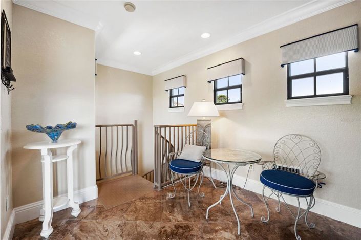 Image No.56-Propriété de 4 chambres à vendre à Floride