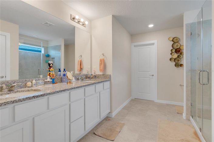 Image No.18-Propriété de 5 chambres à vendre à Clermont