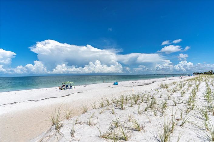 Image No.19-2 Bed Property for sale