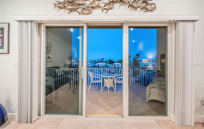 Image No.10-Maison de ville de 3 chambres à vendre à Treasure Island