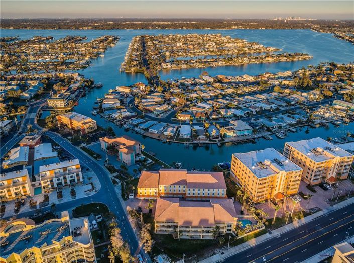 Image No.42-Maison de ville de 3 chambres à vendre à Treasure Island