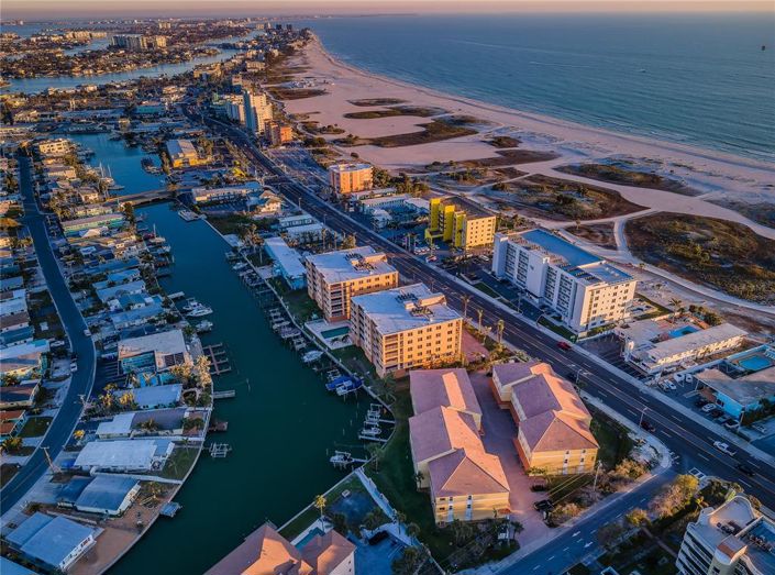 Image No.44-Maison de ville de 3 chambres à vendre à Treasure Island