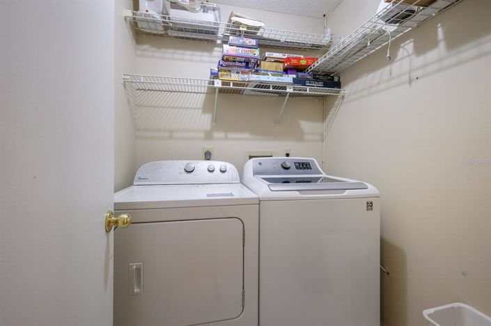 Image No.26-3 Bed Property for sale