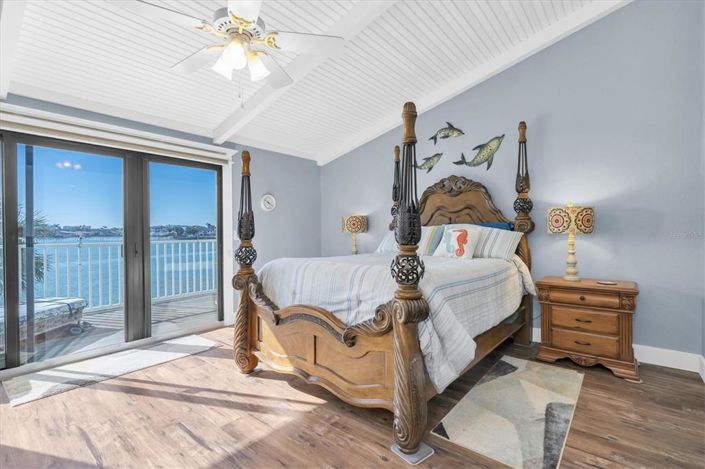 Image No.20-Maison de ville de 2 chambres à vendre à Treasure Island