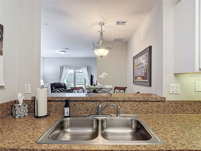 Image No.6-Propriété de 3 chambres à vendre à Kissimmee