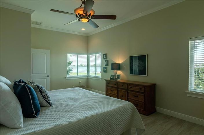 Image No.26-Propriété de 4 chambres à vendre à Treasure Island