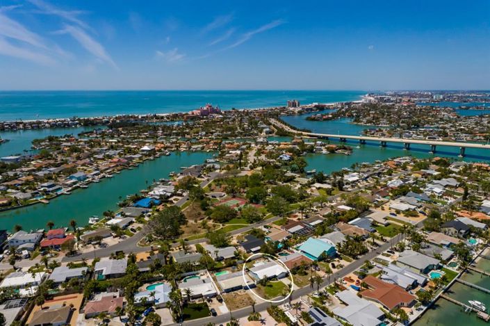 Image No.23-3 Bed Property for sale