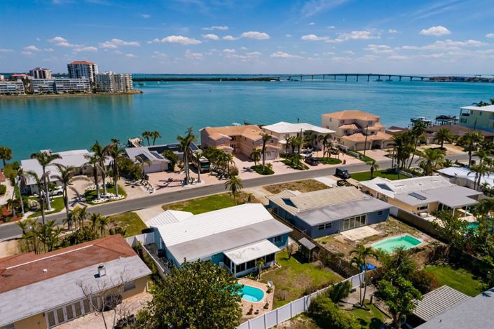 Image No.24-3 Bed Property for sale