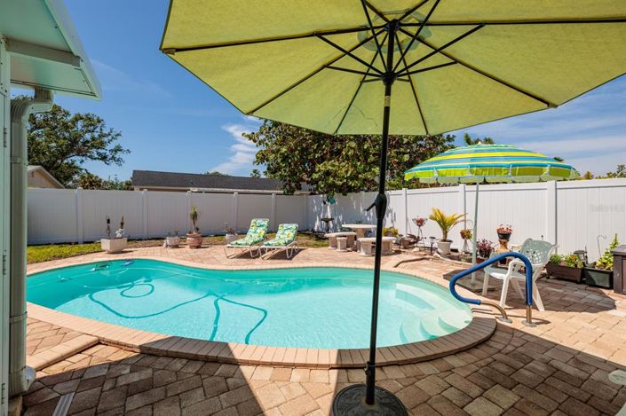 Image No.34-3 Bed Property for sale