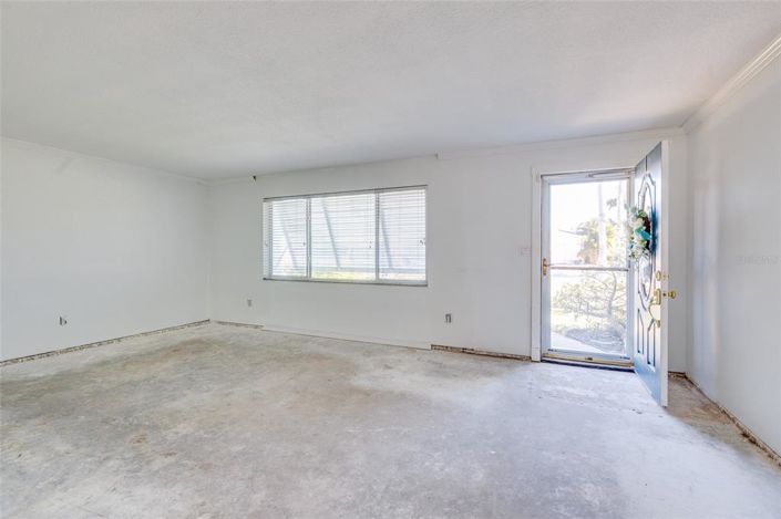 Image No.9-3 Bed Property for sale