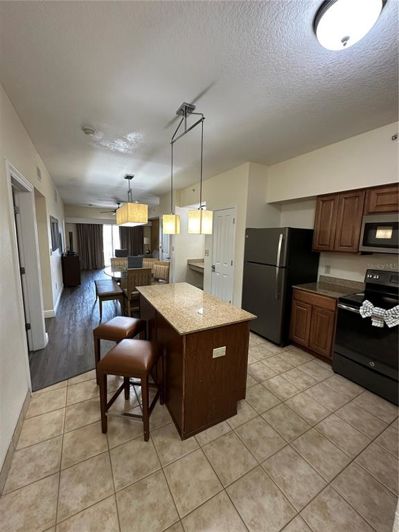 Image No.10-2 Bed Property for sale