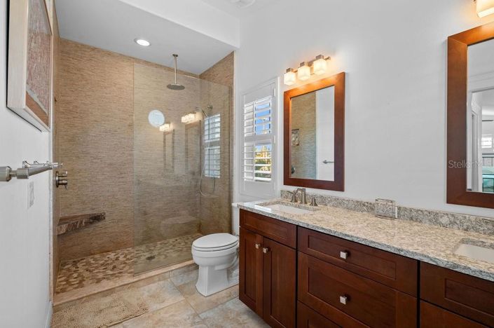 Image No.20-Propriété de 4 chambres à vendre à Anna Maria