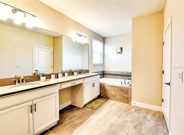 Image No.19-Propriété de 5 chambres à vendre à Davenport