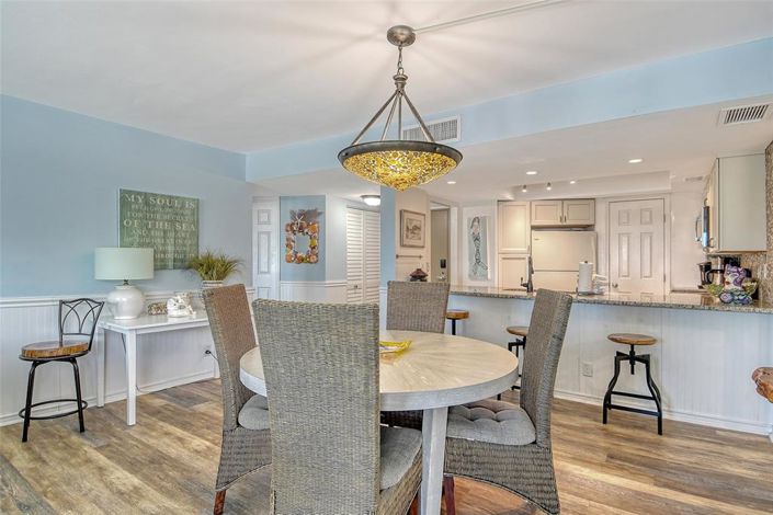 Image No.20-Propriété de 2 chambres à vendre à Sarasota