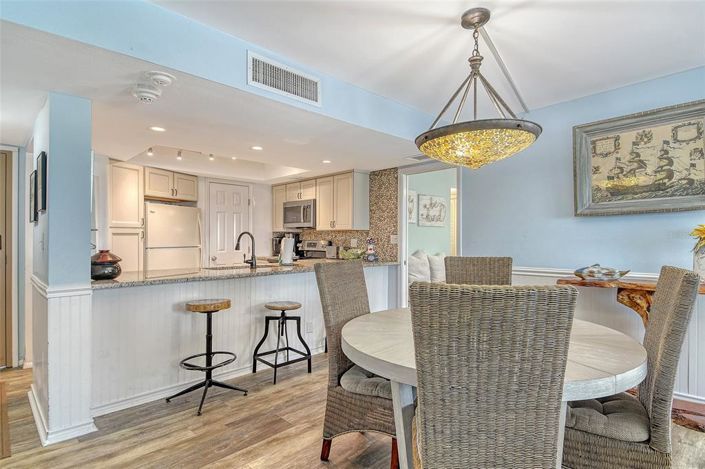 Image No.21-Propriété de 2 chambres à vendre à Sarasota