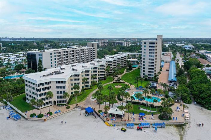 Image No.4-Propriété de 2 chambres à vendre à Sarasota