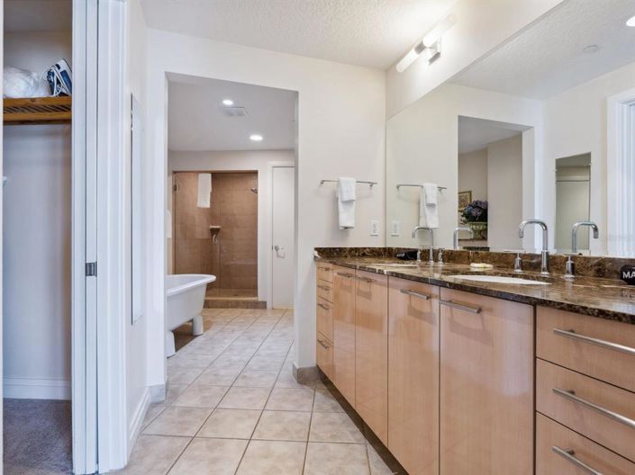 Image No.19-Propriété de 3 chambres à vendre à Sarasota