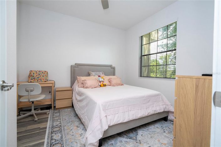 Image No.42-6 Bed Townhouse for sale