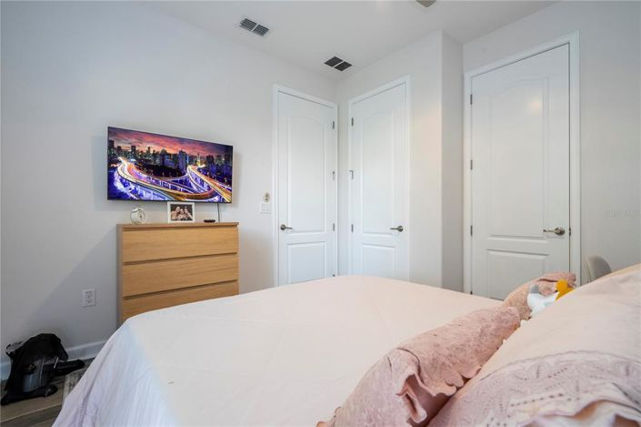 Image No.44-6 Bed Townhouse for sale