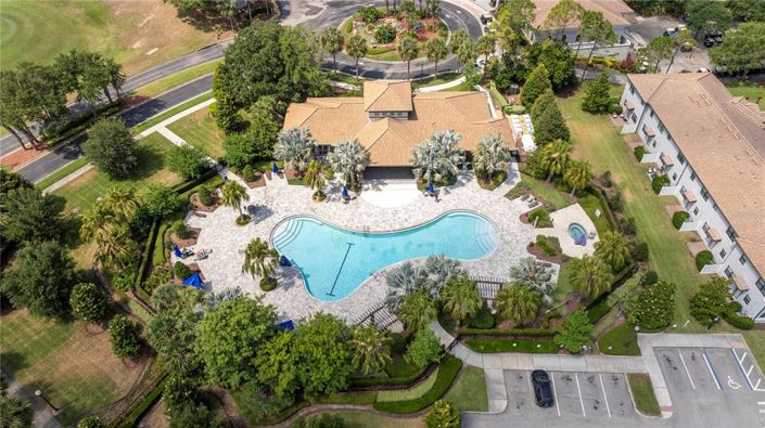 Image No.6-6 Bed Townhouse for sale