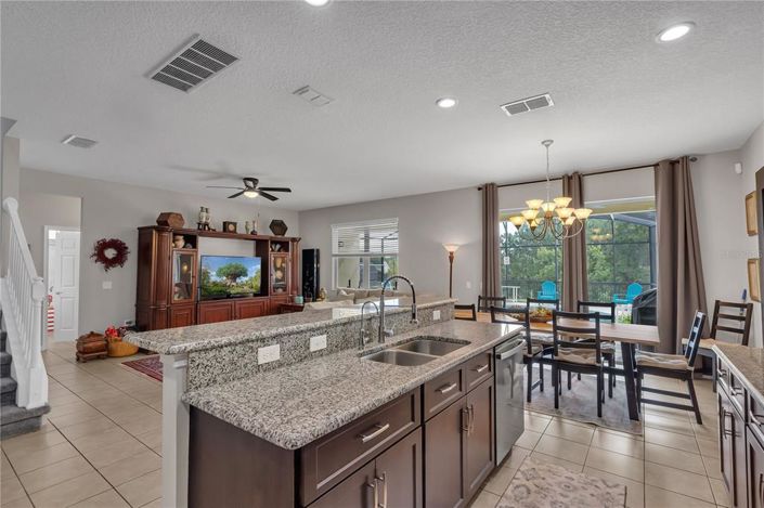 Image No.7-Propriété de 6 chambres à vendre à Davenport