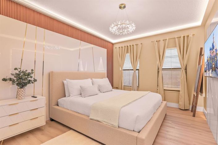 Image No.20-5 Bed Townhouse for sale