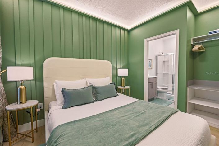 Image No.28-5 Bed Townhouse for sale