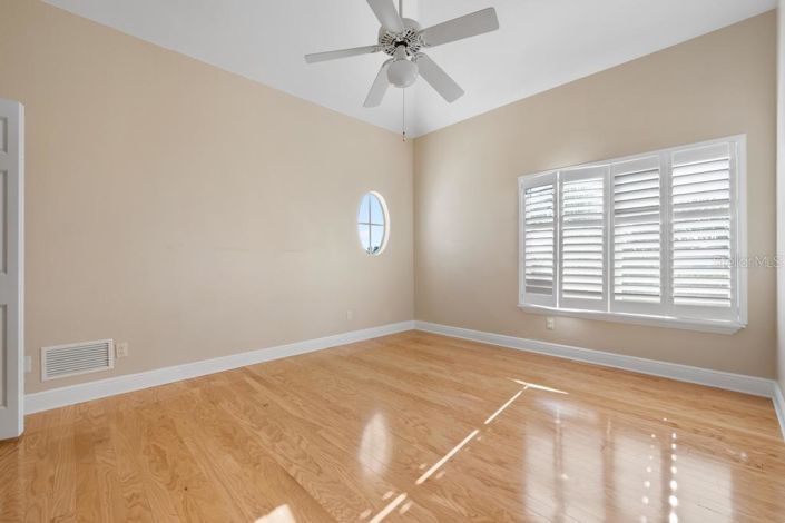 Image No.36-Propriété de 3 chambres à vendre à Holmes Beach