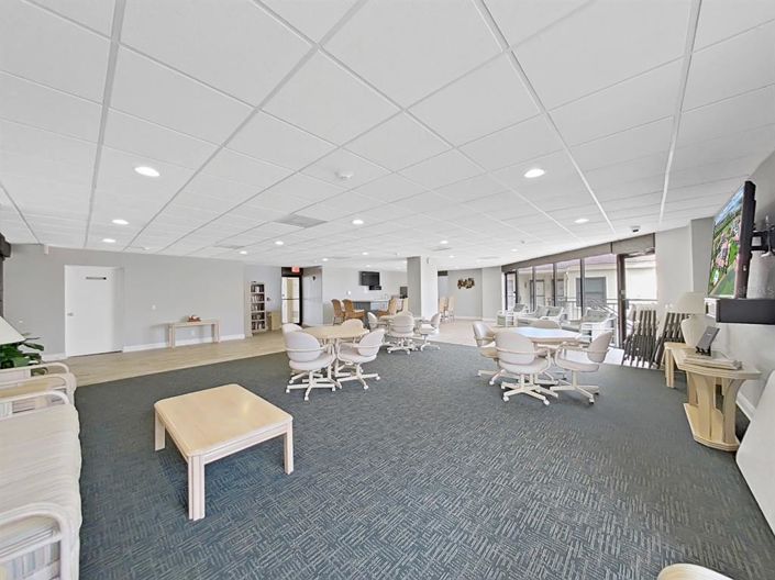 Image No.27-2 Bed Property for sale