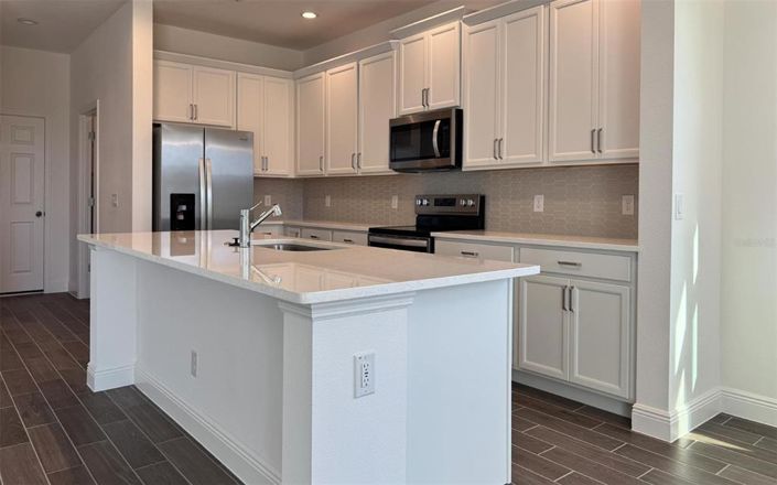 Image No.3-Propriété de 4 chambres à vendre à Clermont