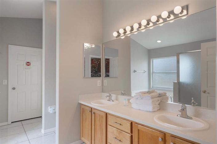 Image No.20-Propriété de 5 chambres à vendre à Kissimmee