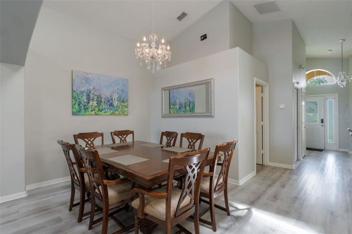 Image No.8-Propriété de 5 chambres à vendre à Kissimmee