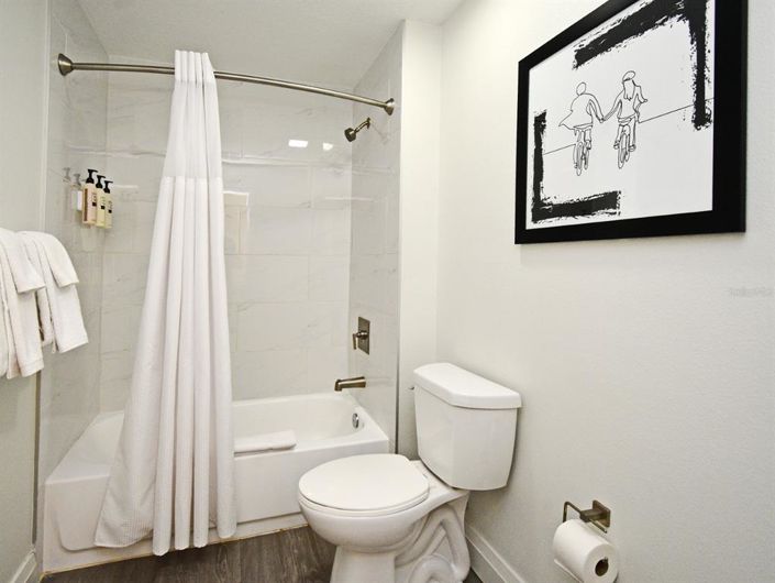 Image No.8-3 Bed Property for sale