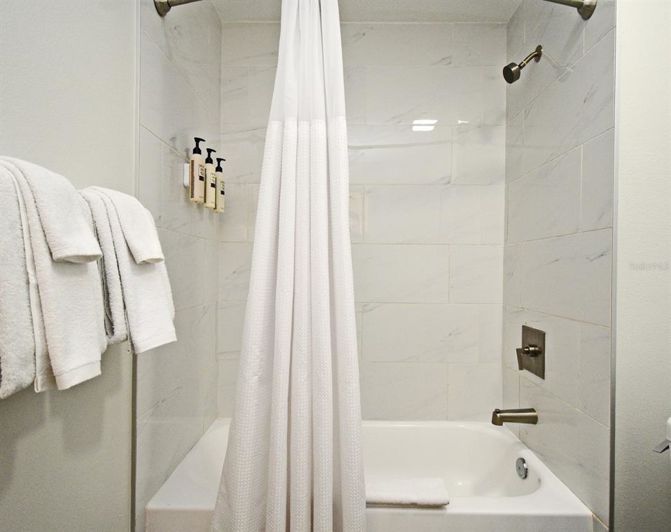 Image No.9-3 Bed Property for sale