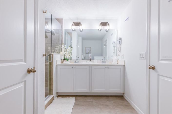 Image No.13-3 Bed Townhouse for sale