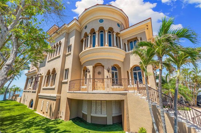 Image No.2-Propriété de 5 chambres à vendre à Sarasota