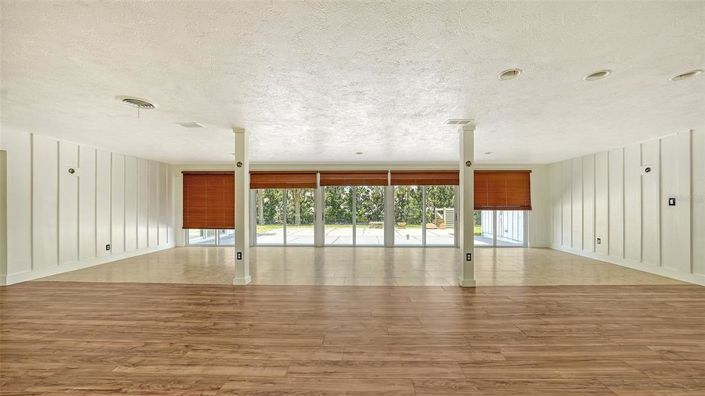 Image No.9-Propriété de 3 chambres à vendre à Sarasota