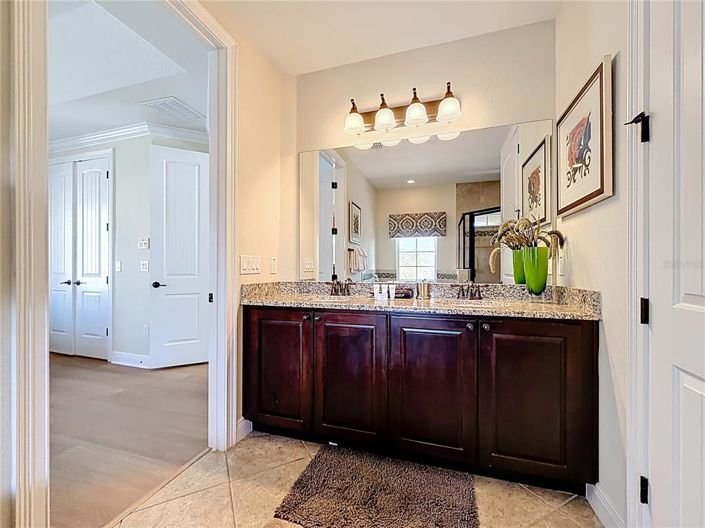 Image No.41-Propriété de 5 chambres à vendre à Reunion