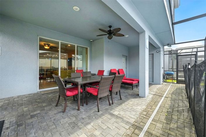 Image No.11-7 Bed Property for sale